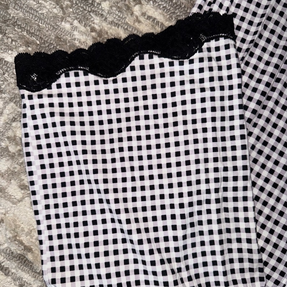 Soma EMBRACEABLE COOL NIGHTS
Notch Collar Short Sleeve Pajama Top/Pants - Picture 7 of 9